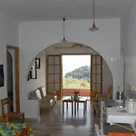 Ipsia * Palaiokastritsa
