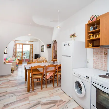 Ipsia * Paleokasztríca